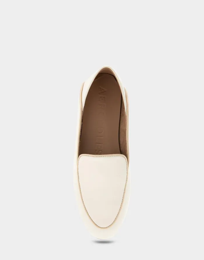 Aerosoles Comfortable Women039s Collapsible Back Loafer In Eggnog Leather Eggnog Leather Women Clogs and Mules