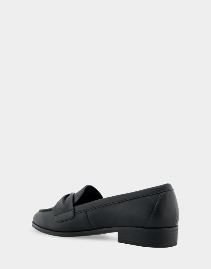 Aerosoles Comfortable Women039s Tailored Loafer In Black Faux Leather Black Faux Leather Women Loafers