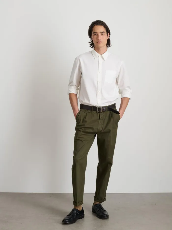 Alex Mill Pants Men Standard Pleated Pant In Chino Military Olive