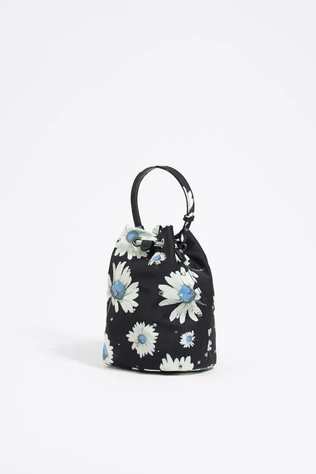 Anthracite Satin Daisy Crystal Bucket Bag Daisy Anthracite Xs Women Bimba Y Lola Mini Bags Anthracite Satin Daisy Crystal Bucket Bag Daisy Anthracite Xs Women Bimba Y Lola Mini Bags