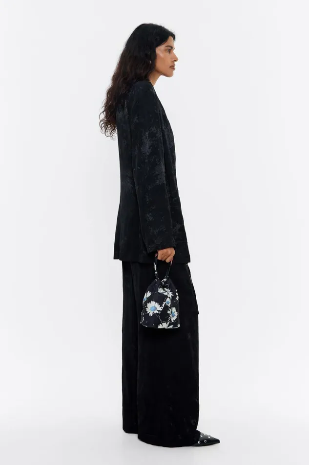 Anthracite Satin Daisy Crystal Bucket Bag Daisy Anthracite Xs Women Bimba Y Lola Mini Bags Anthracite Satin Daisy Crystal Bucket Bag Daisy Anthracite Xs Women Bimba Y Lola Mini Bags