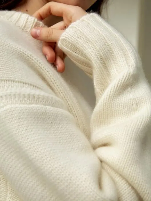 Boxy Fit Crewneck Cashmere Sweater Women Lilysilk Knitwear