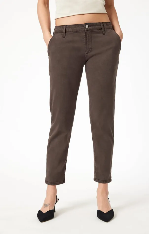 Brooke Slim Chino In Oak Luxe Twill Women Mavi Jeans Pants