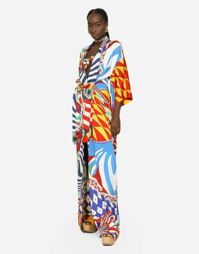 Dolce and Gabbana Coats And Jackets Women Carrettoprint Charmeuse Kimono Multicolor Dolce and Gabbana Coats And Jackets Women Carrettoprint Charmeuse Kimono Multicolor