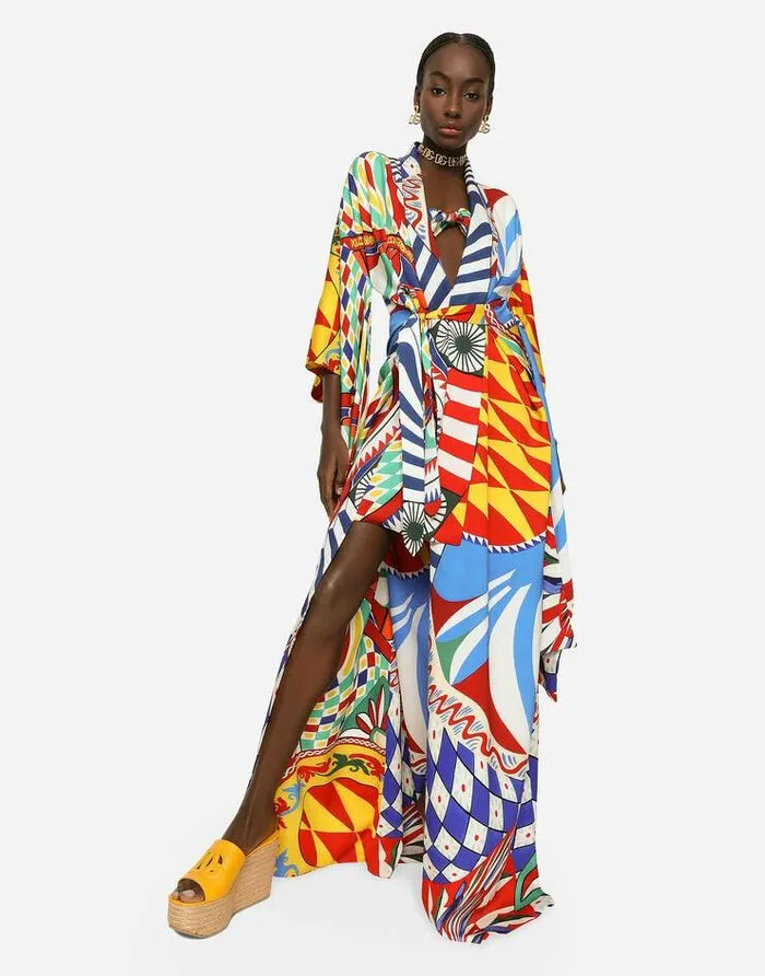 Dolce and Gabbana Coats And Jackets Women Carrettoprint Charmeuse Kimono Multicolor Dolce and Gabbana Coats And Jackets Women Carrettoprint Charmeuse Kimono Multicolor
