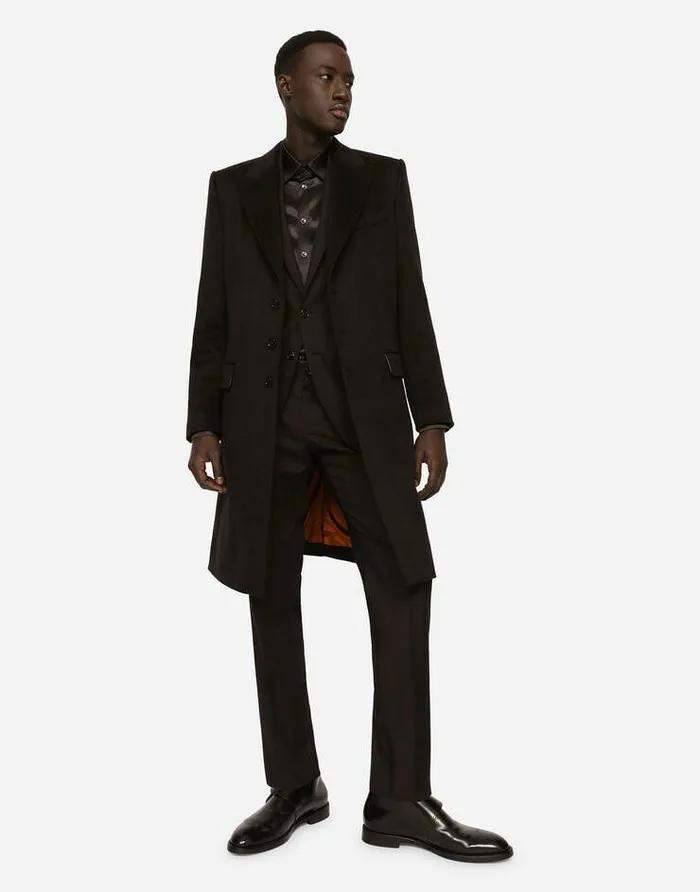Dolce and Gabbana Suits And Blazers Men Wool And Silk Martinifit Suit Bordeaux Dolce and Gabbana Suits And Blazers Men Wool And Silk Martinifit Suit Bordeaux
