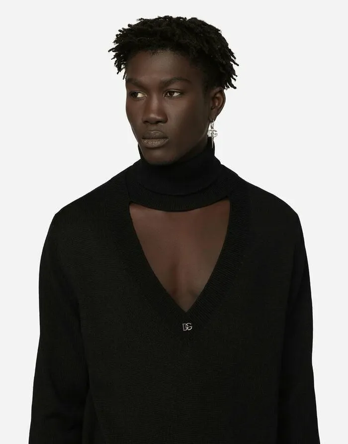 Dolce and Gabbana Sweaters And Cardigans Men Turtleneck Pullover In Virgin Wool Black Dolce and Gabbana Sweaters And Cardigans Men Turtleneck Pullover In Virgin Wool Black