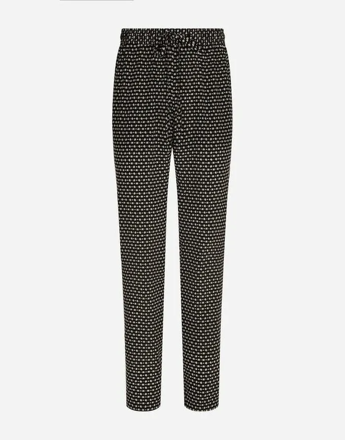 Dolce and Gabbana Trousers And Shorts Men Crepe De Chine Jogging Pants With DG Logo Print Black Dolce and Gabbana Trousers And Shorts Men Crepe De Chine Jogging Pants With DG Logo Print Black