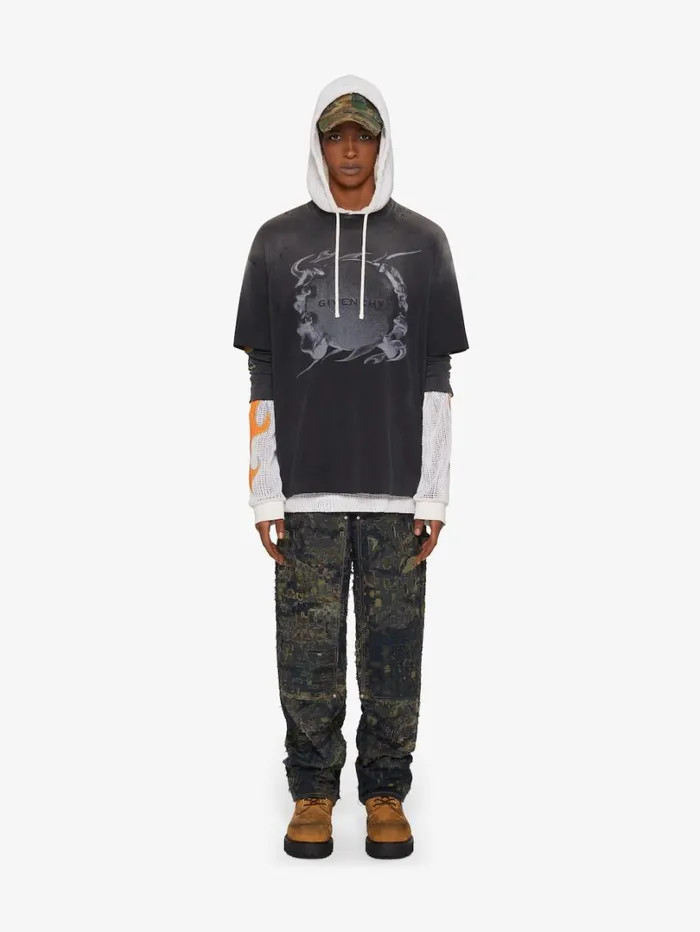 Givenchy Casual Fit Tshirt In Cotton With GIVENCHY Ring Print Black Men TShirts