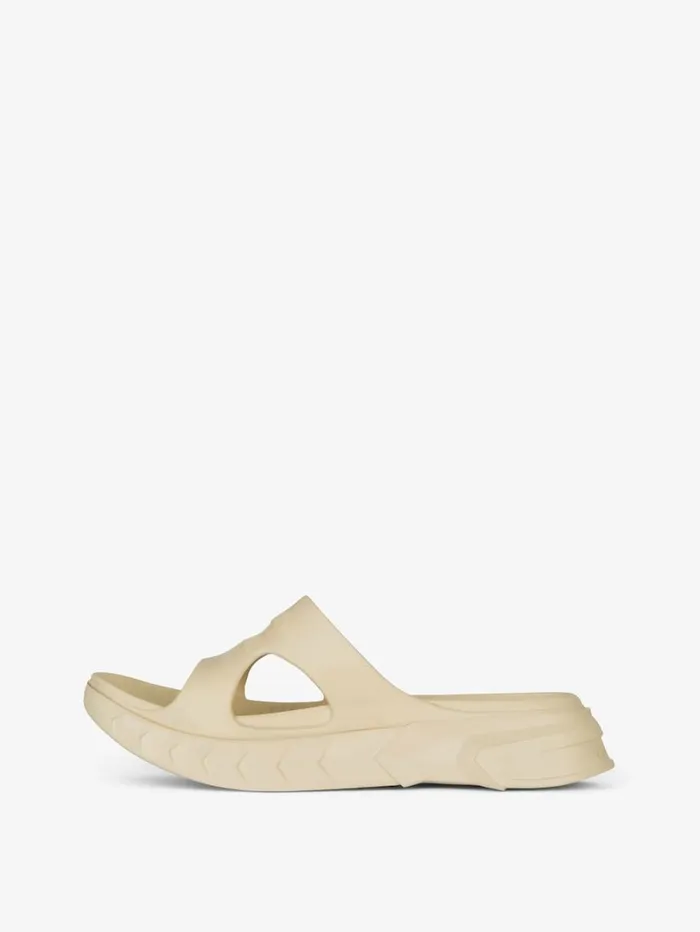 Givenchy Marshmallow Flat Sandals In Rubber Beige Men Slides and Sandals Givenchy Marshmallow Flat Sandals In Rubber Beige Men Slides and Sandals