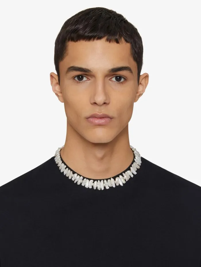 Givenchy Pearl Necklace With Crystals Whitesilvery Men Beanies and Caps Givenchy Pearl Necklace With Crystals Whitesilvery Men Beanies and Caps