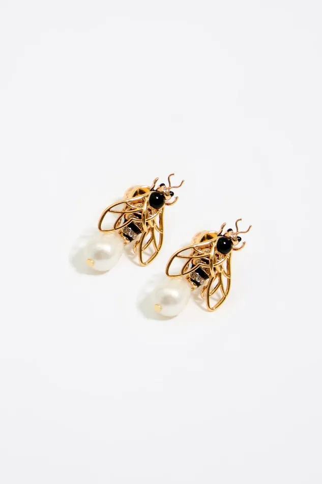 Gold Bee And Pearl Earrings Black Women Bimba Y Lola Jewelry Gold Bee And Pearl Earrings Black Women Bimba Y Lola Jewelry