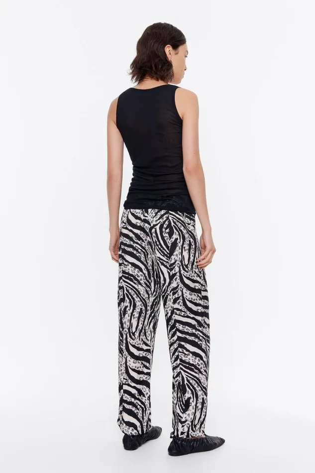 Ivory Zebra Fluid Trousers Zebra Ivory Women Bimba Y Lola Total Look Ivory Zebra Fluid Trousers Zebra Ivory Women Bimba Y Lola Total Look