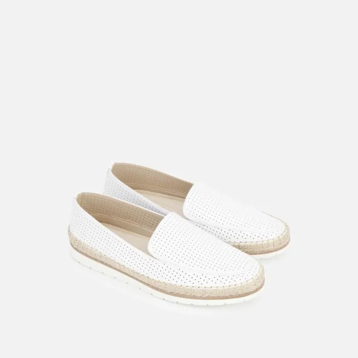 Jaxx Perforated Leather Espadrille Loafer White Women Kenneth Cole Flats
