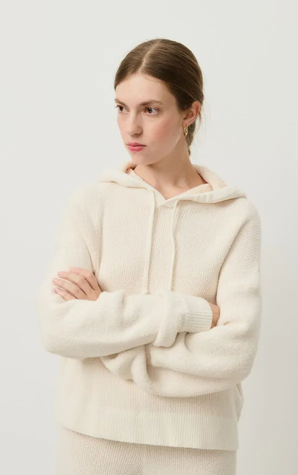Jumper Blimy Ecru Women American Vintage Jumpers and Cardigans