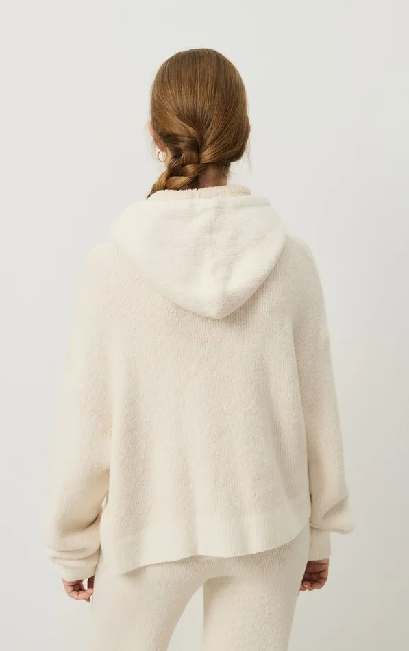 Jumper Blimy Ecru Women American Vintage Jumpers and Cardigans