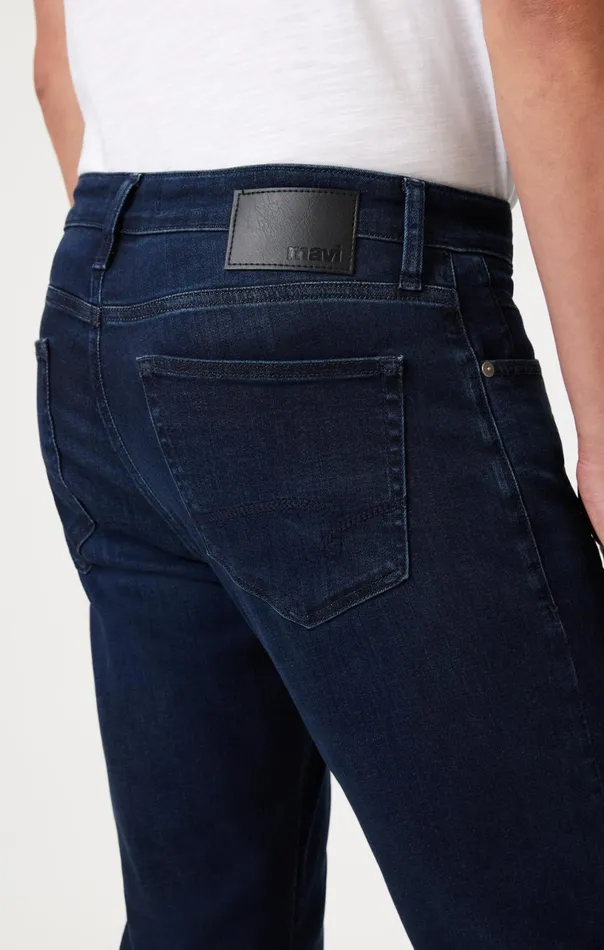 Matt Relaxed Straight Leg In Deep Indigo Supermove Men Mavi Jeans Denim