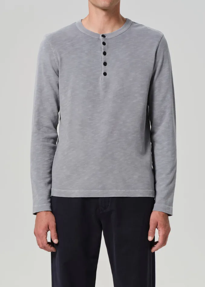 Men Shirts Citizens Of Humanity Classic Henley In Moonstone