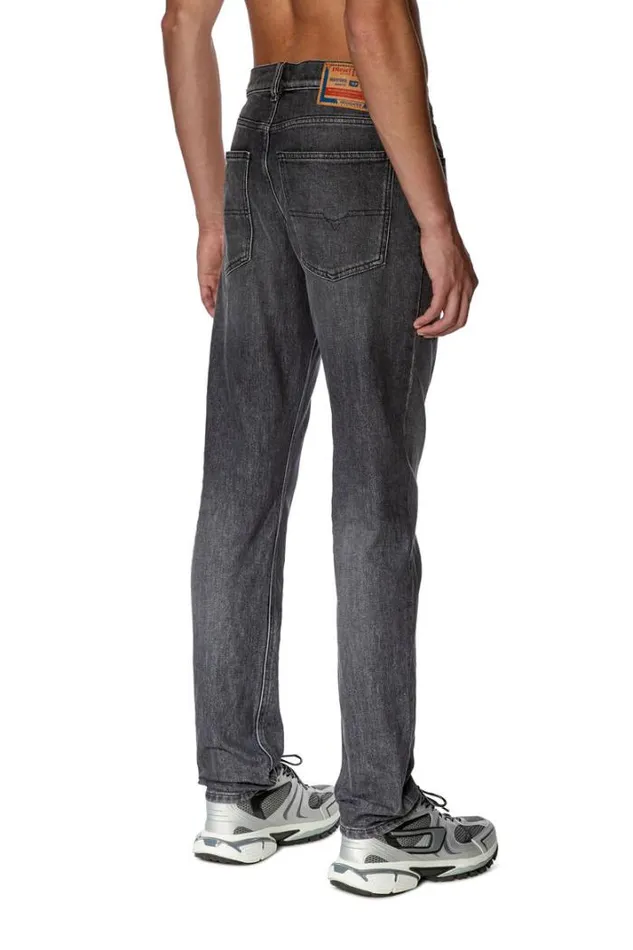 Men Straight Jeans 1995 DSark 09f84 Blackdark Grey Diesel Straight Men Straight Jeans 1995 DSark 09f84 Blackdark Grey Diesel Straight