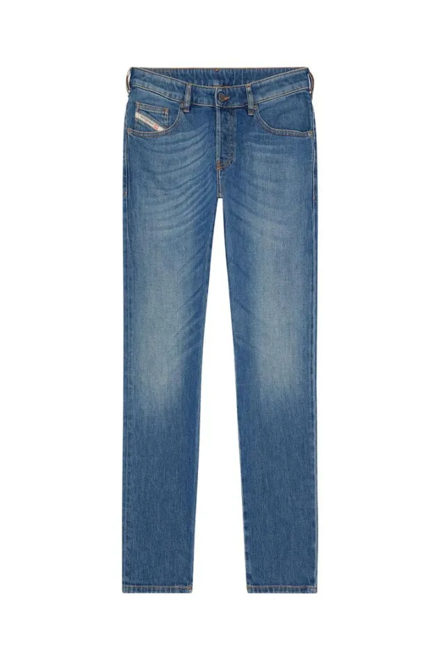 Men Tapered Jeans DYennox 09g83 Medium Blue Diesel Tapered