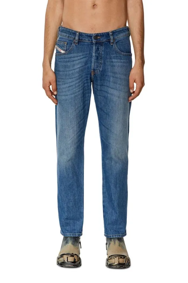 Men Tapered Jeans DYennox 09g83 Medium Blue Diesel Tapered