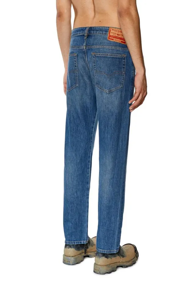 Men Tapered Jeans DYennox 09g83 Medium Blue Diesel Tapered