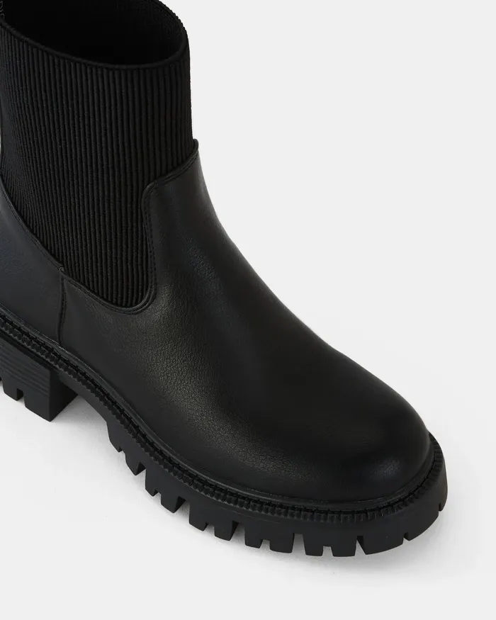 NOVO Shoes DIGNANO BLACK Slip On Boots Women Ankle Boots