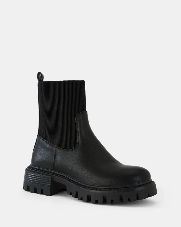 NOVO Shoes DIGNANO BLACK Slip On Boots Women Ankle Boots