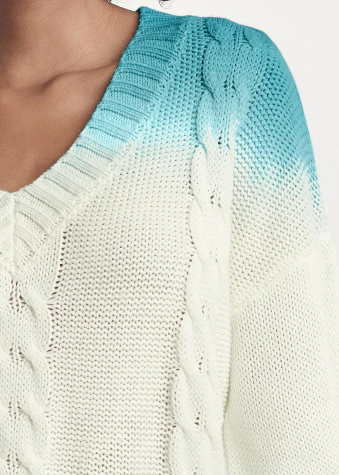 OMBRE CABLE KNIT SWEATER Aqua and White Women VENUS Pullover