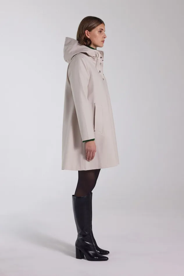 Raincoats Women Stutterheim Mosebacke Raincoat Light Sand