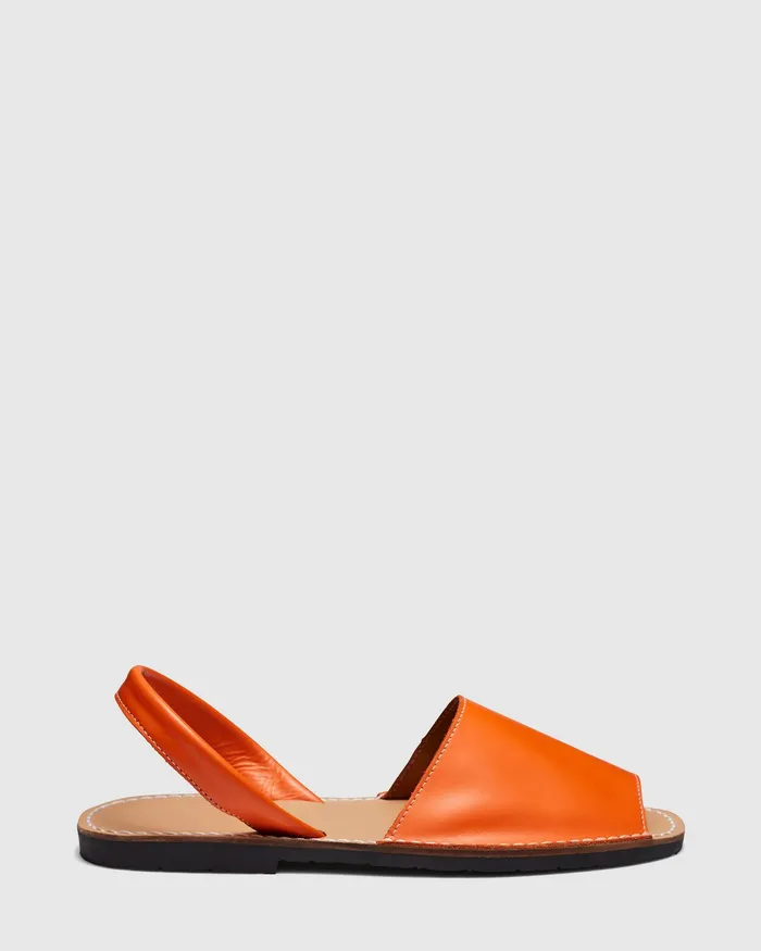 SARGENT PAPAYA Flat Sandals NOVO Shoes Women