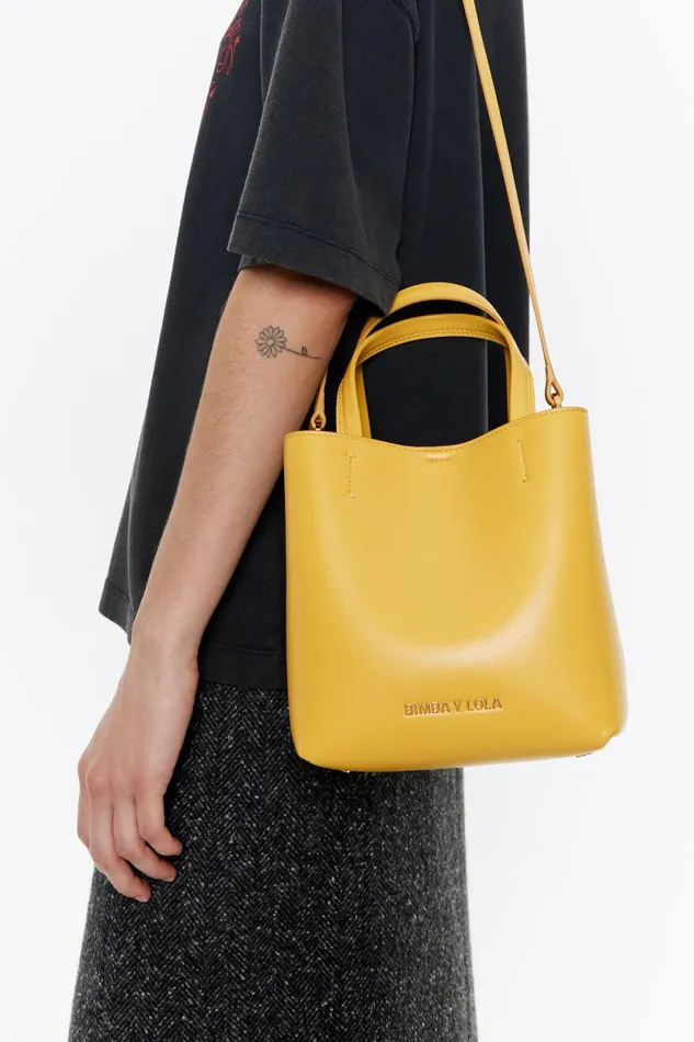 Small Yellow Leather Chihuahua Bag Yellow Women Bimba Y Lola Shoulder Bags
