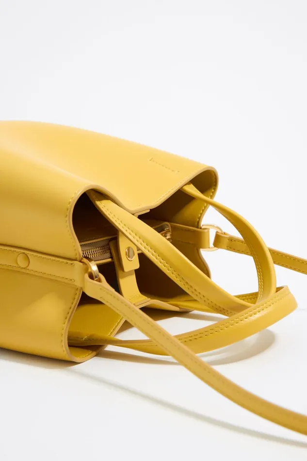 Small Yellow Leather Chihuahua Bag Yellow Women Bimba Y Lola Shoulder Bags