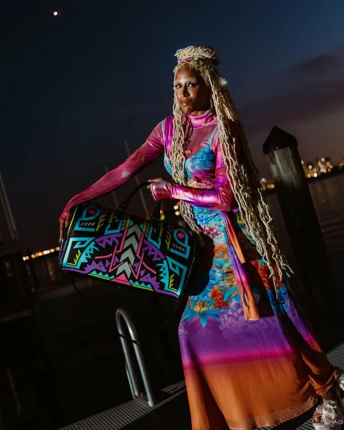 SPRAYGROUND AI PATH TO THE FUTURE III DUFFLE 8211 SANDFLOWER COLLAB GLOW IN THE DARK Bags