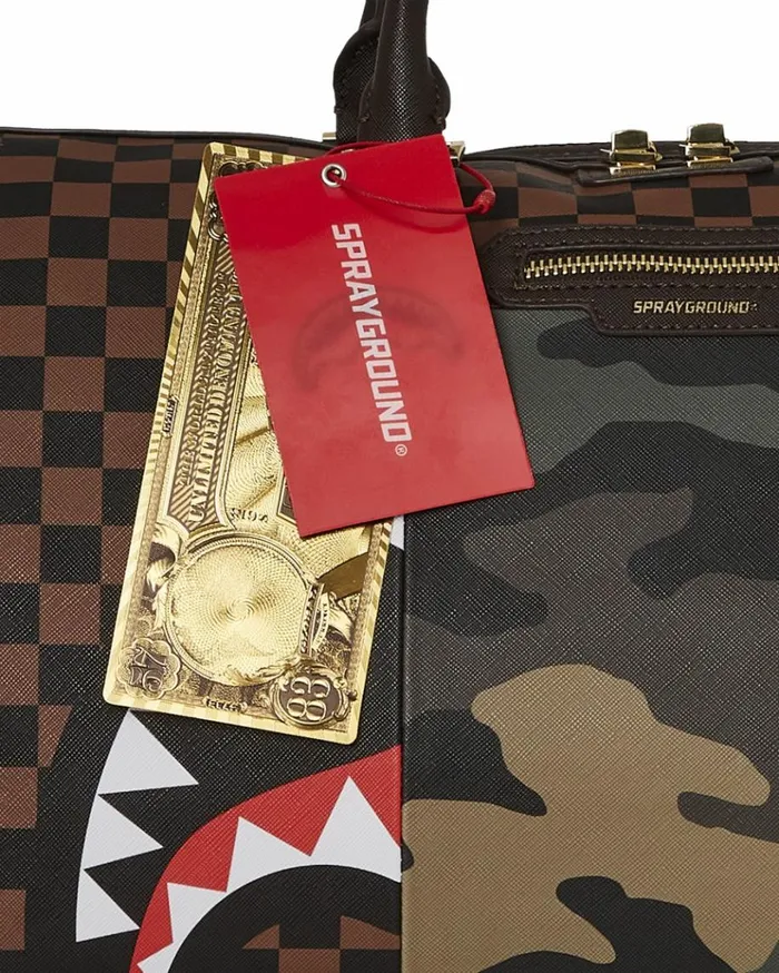 SPRAYGROUND EXTERIOR GOLD ZIP POCKET SHARKS IN PARIS DUFFLE Bags