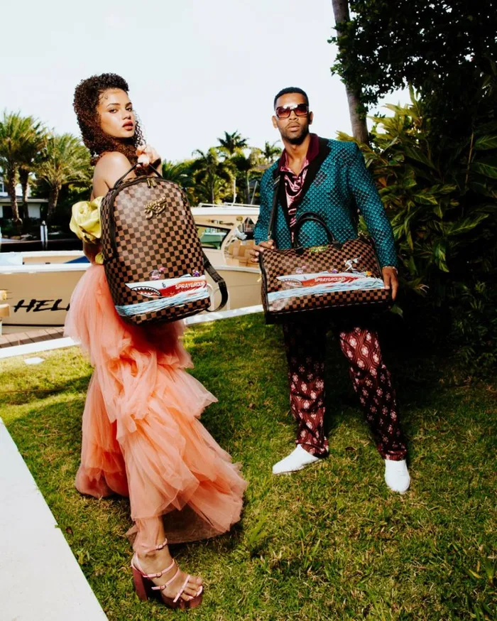 SPRAYGROUND THE 305 SPEEDBOAT GETAWAY PYRAMID DUFFLE Bags