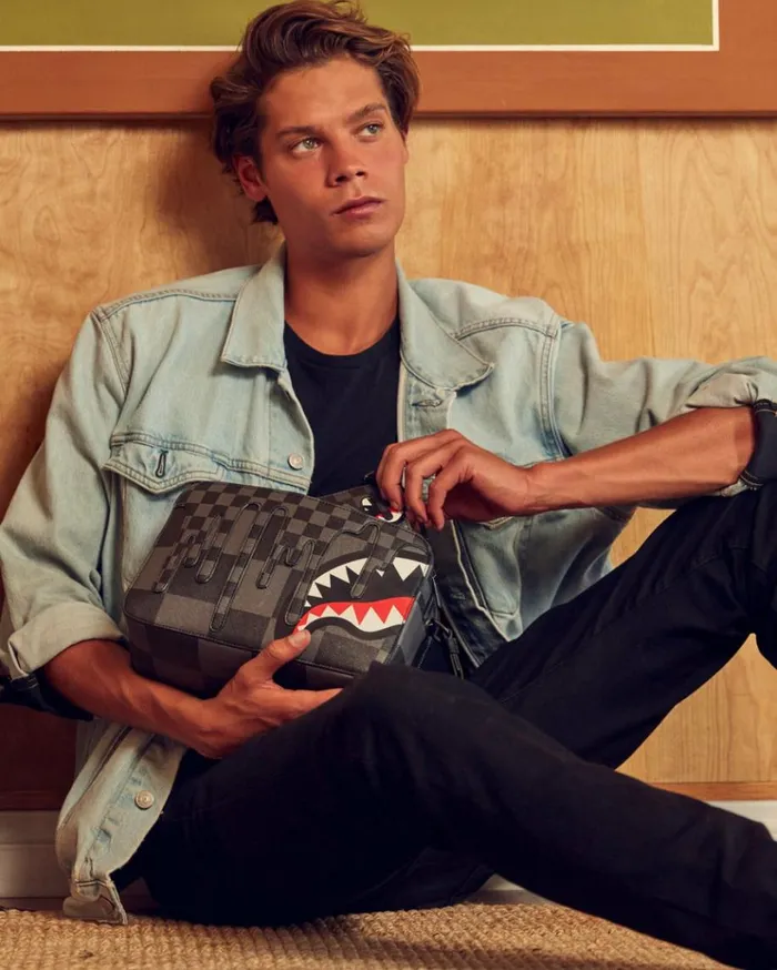 SPRAYGROUND XTC GREY SHARKS IN PARIS TOILETRY BAG Bags