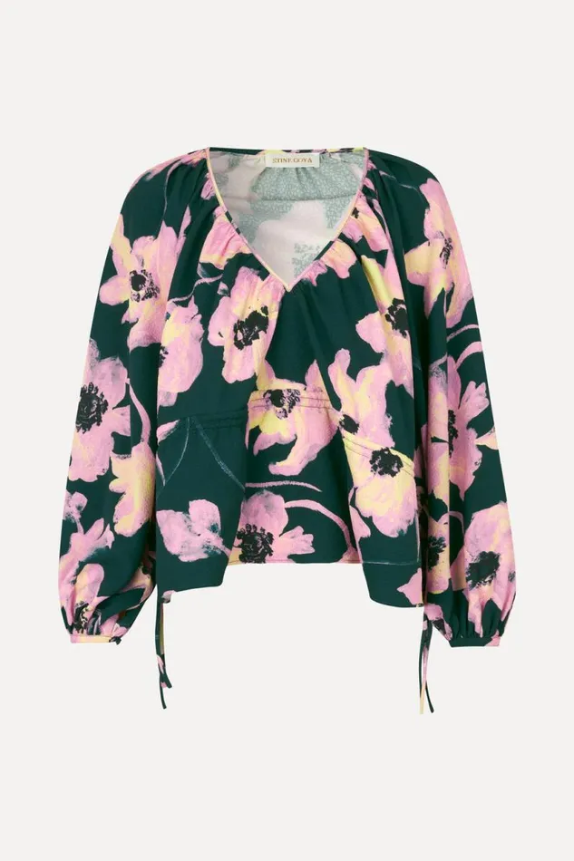 Stine Goya Tops and Shirts Eveline Blouse 8211 Filigran Flower Green 8211 Women Stine Goya Tops and Shirts Eveline Blouse 8211 Filigran Flower Green 8211 Women