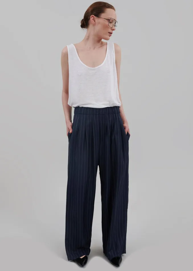 The Frankie Shop Bottoms Caden Boxer Trousers 8211 NavyWhite Pinstripe 8211 Women The Frankie Shop Bottoms Caden Boxer Trousers 8211 NavyWhite Pinstripe 8211 Women