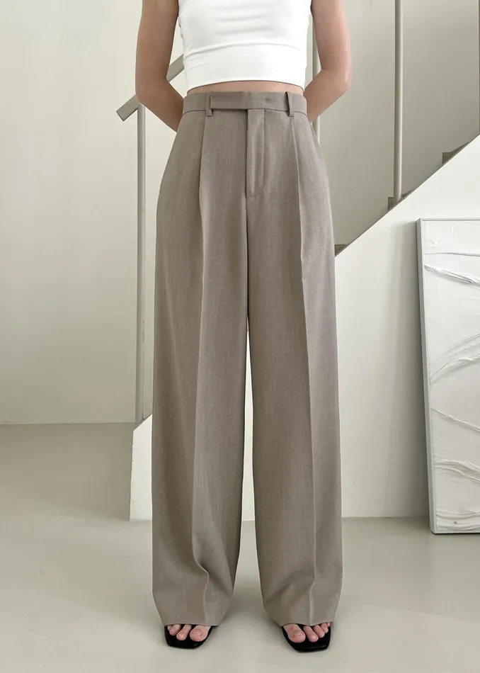 The Frankie Shop Bottoms Nessi Pintuck Trousers 8211 Taupe 8211 Women
