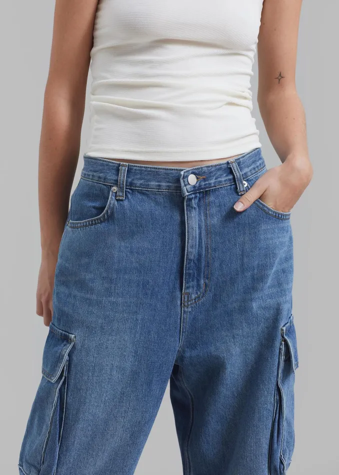 The Frankie Shop Bottoms Parker Denim Cargo Pants 8211 Medium Wash 8211 Women