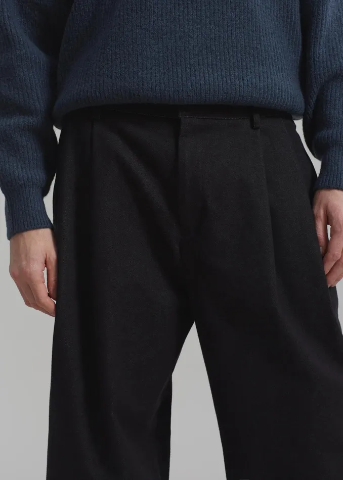 The Frankie Shop Bottoms Stephen Pleated Denim Trousers 8211 Black 8211 Men