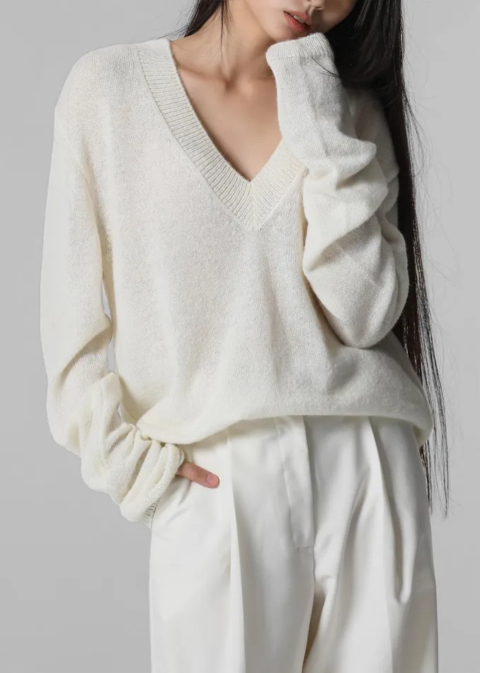 The Frankie Shop Knitwear Brayden V Neck Sweater 8211 Cream 8211 Women