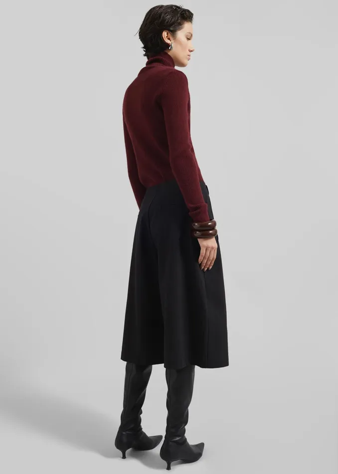 The Frankie Shop Knitwear Devar Turtleneck Sweater 8211 Burgundy 8211 Women