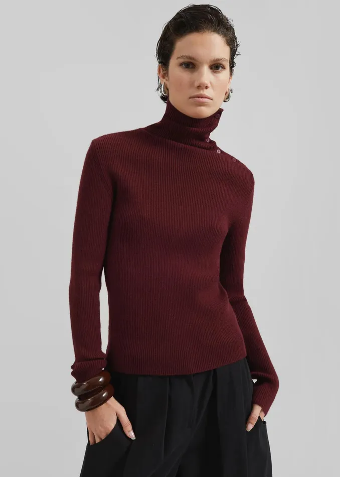 The Frankie Shop Knitwear Devar Turtleneck Sweater 8211 Burgundy 8211 Women