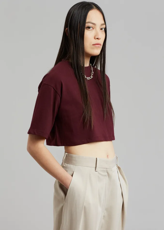 The Frankie Shop Tops Karina Cropped TShirt 8211 Bordeaux 8211 Women