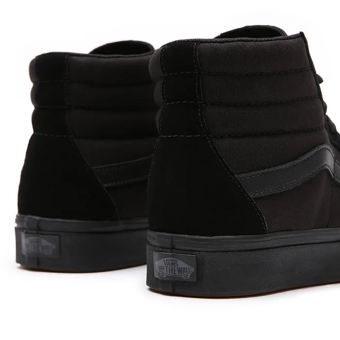 Vans Classics Men Comfycush Sk8Hi Shoes Black