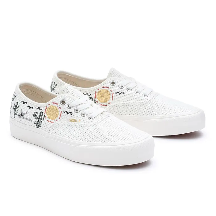 Vans Classics Men Desert Embroidery Authentic VR3 Shoes White