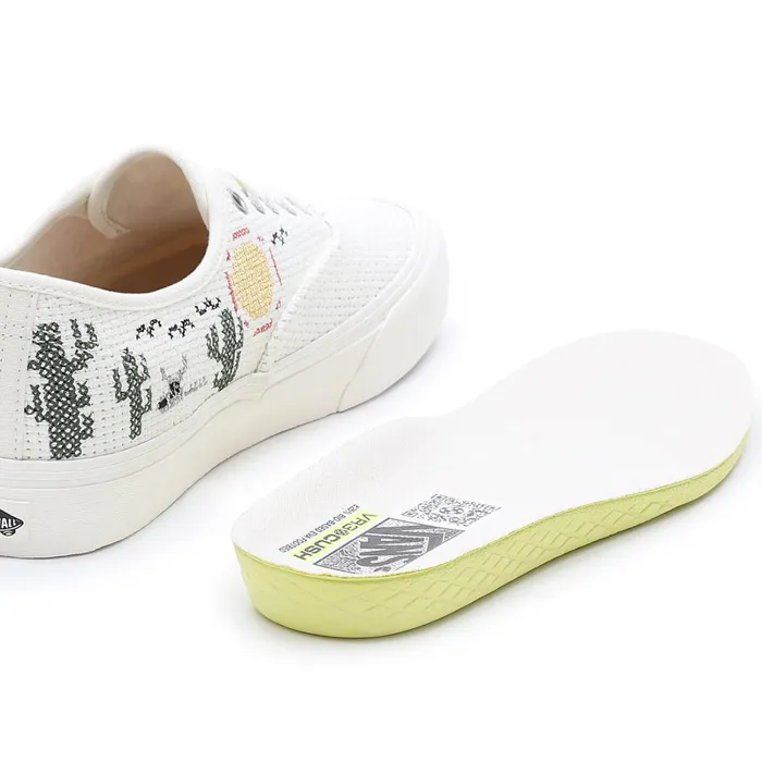 Vans Classics Men Desert Embroidery Authentic VR3 Shoes White
