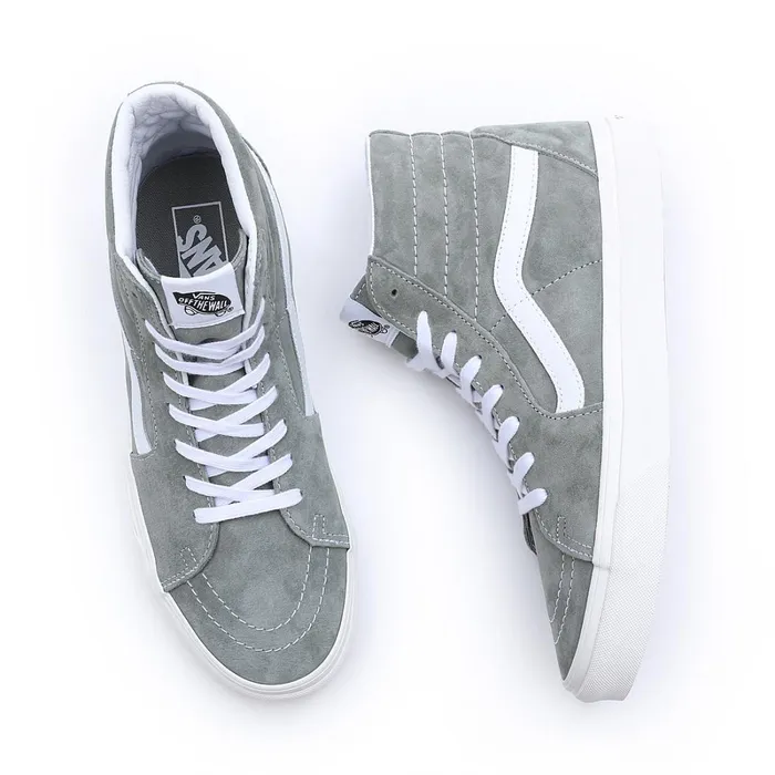 Vans Classics Men Pig Suede Sk8Hi Shoes Grey
